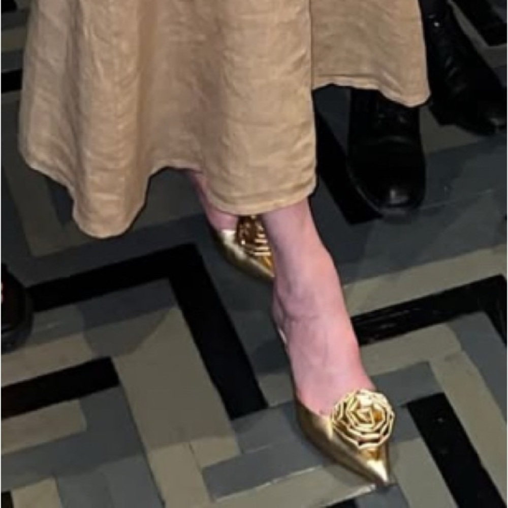 NWOB $129 Antonio Melani x Jennifer Sumko Jensy Metallic Flower Dress Mules - Picture 10 of 10